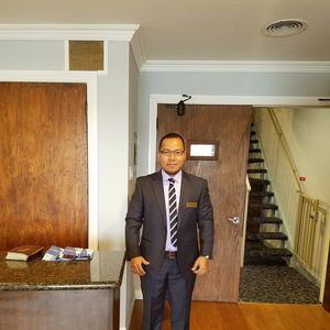 Meet your Posher, Edwin